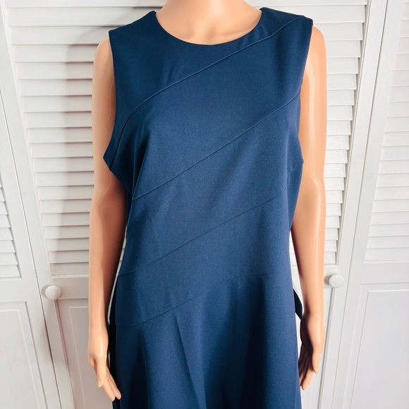 LONDON TIME Navy Blue Asymmetrical Detail Dress Size 16 - Picture 3 of 10